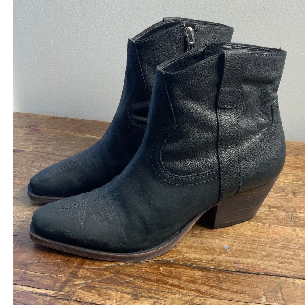 Dolce‎ Vita Black Booties size 8.5
